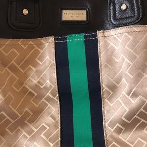 Tommy Hilfiger purse